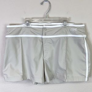 Nike Athletic Shorts Women's Size Large